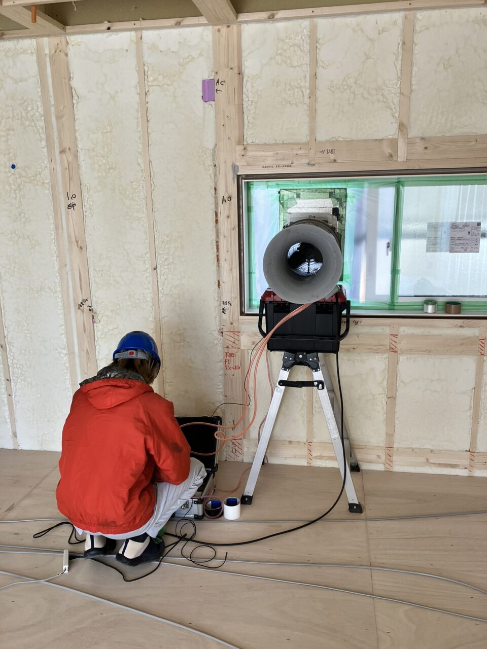 茅ヶ崎市I様邸で気密測定を行いました｜注文住宅現場レポート
